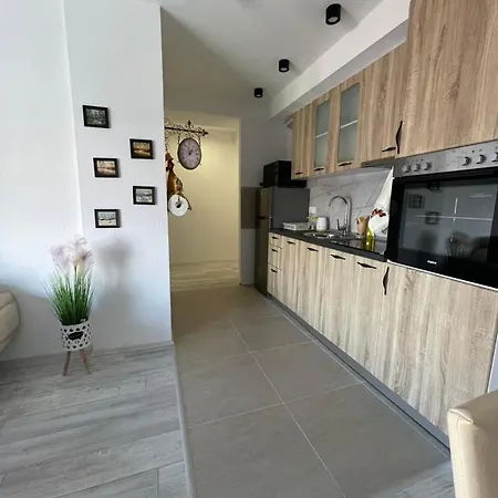 Cozy Grand Retreat דירה